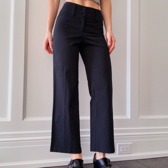 Vintage high rise pinstripe kickflares 🪙 - Picture 9 of 13